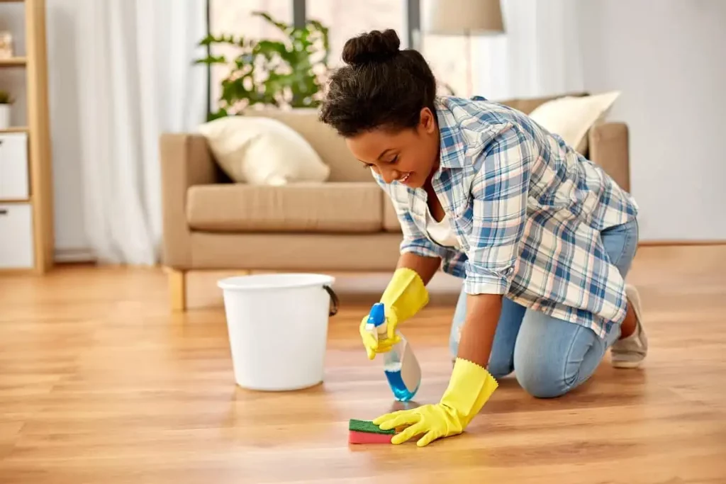 Do Not Use Too Much Fabuloso on Your Flooring | Can you use Fabuloso on laminate floors?