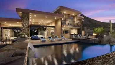 Modern House with Amazing Swimming Pool Design